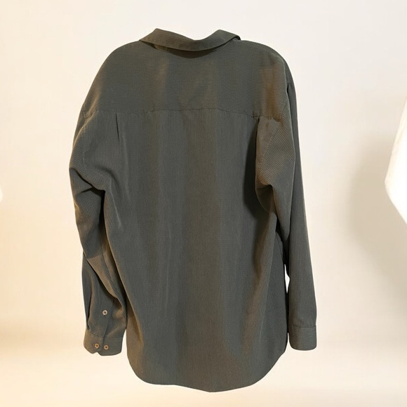 LINEA DOME Men's Dark Grey with Black Stripe Button Up Size L 16-16 1/2 - Picture 2 of 6